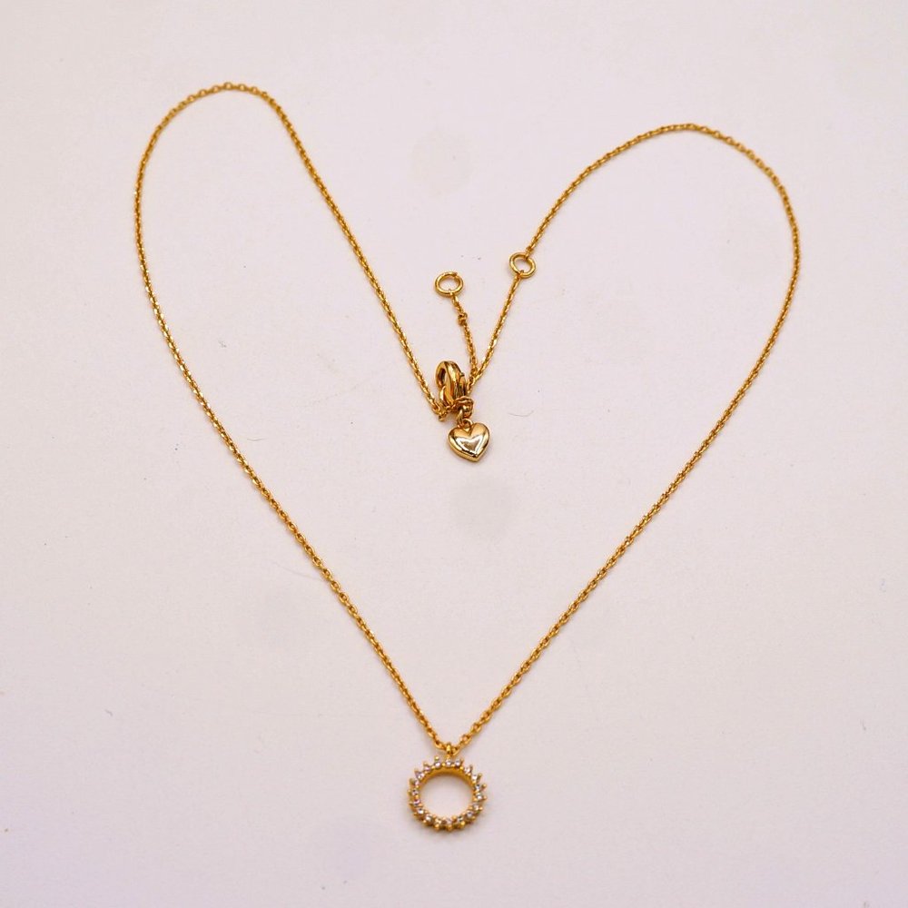Simulated Diamond Pendant Dainty Circle of Stones & Gold Tone Adjustable Chain